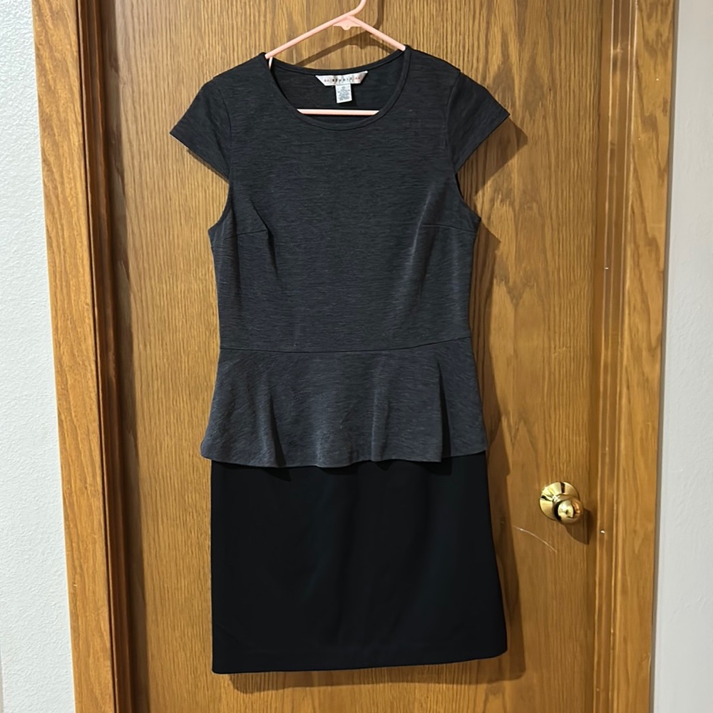 Size 10 gray/black dress mid length